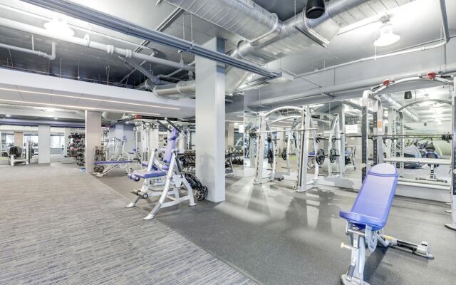 Arlington Modern Comfort Meets City Life