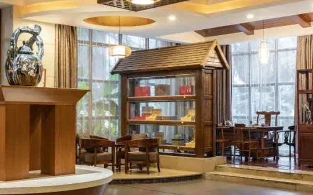 Shengyuan Yujing Hotel (Danzhou Bus Terminal)