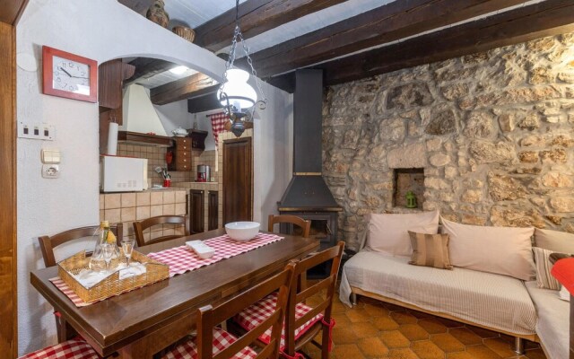 Nice Home in Crikvenica With Wifi and 3 Bedrooms