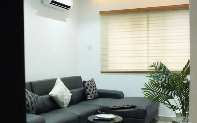 Adeloo Suites