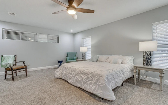 Updated Pensacola Home ~ 7 Mi to Beach!