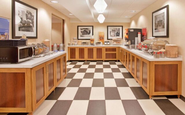 Hampton Inn Kansas City-Lee's Summit