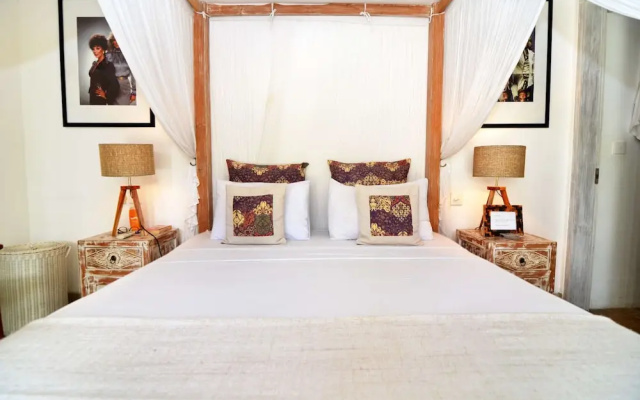 Bali Villa Near the Beach, 2070 – Guest Rooms – Kuta