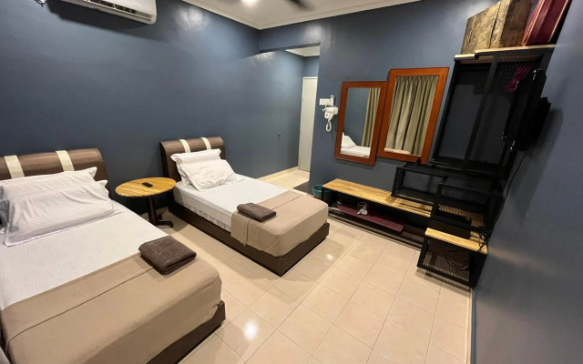 Marina Cove Resort