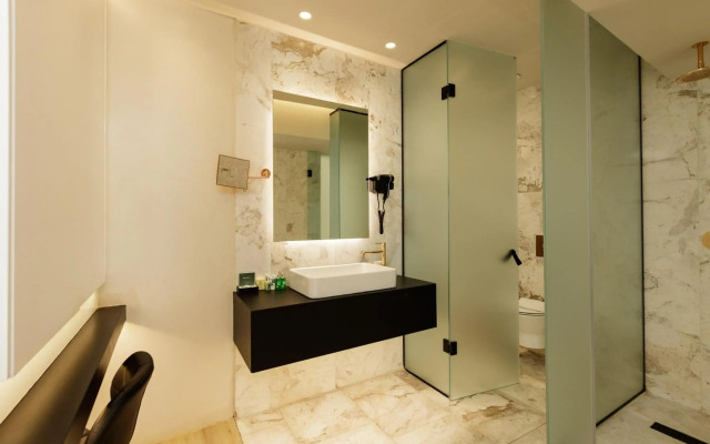 Kahlua Sea View Suites