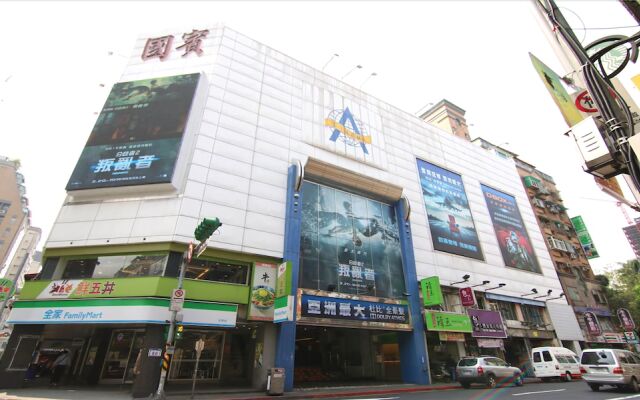 Ximending Dream Home