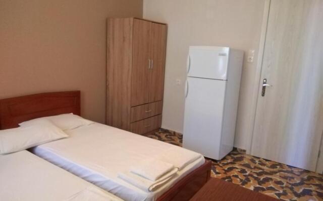 Rooms-Studio Anagnostou