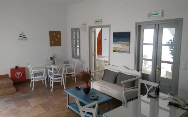 Hotel Roussos Beach