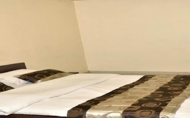 Room Maangta 211 - Thane West