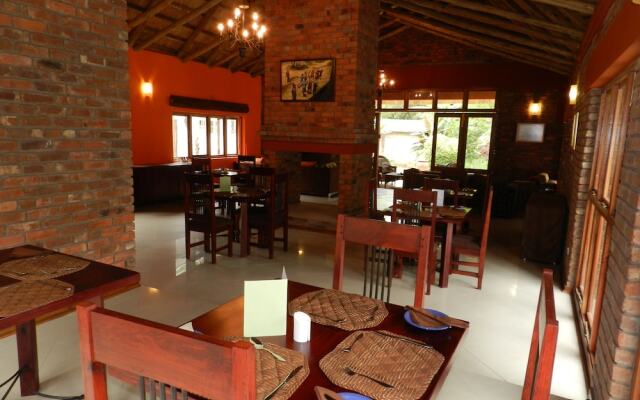 Kutandara Lodges