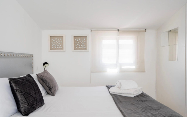 Precioso Apartamento Preciados PRE5B