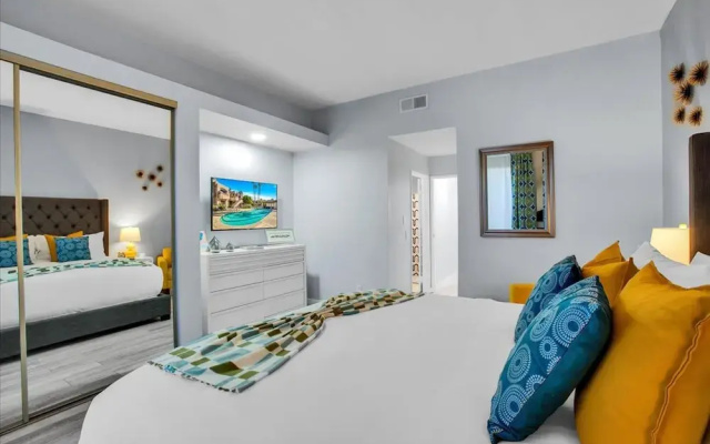 Hollywood Glam Hideaway
