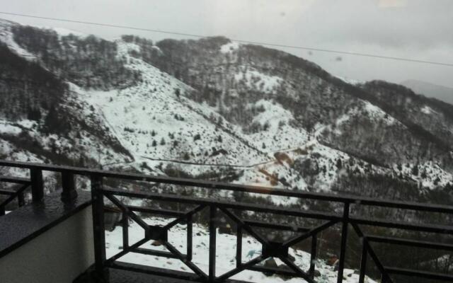 Apartment Simonida - Milmari M3