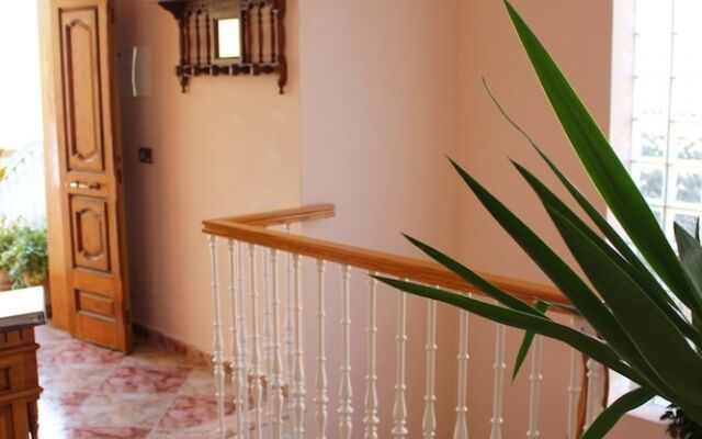 Villa Mercedes Canovas Nerja