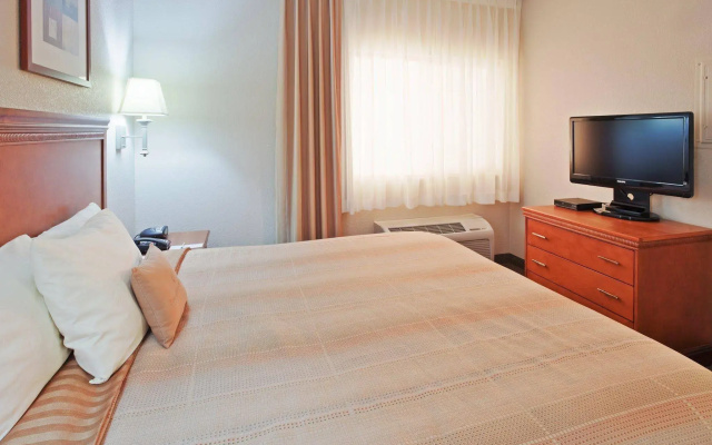 Candlewood Suites Turlock by IHG