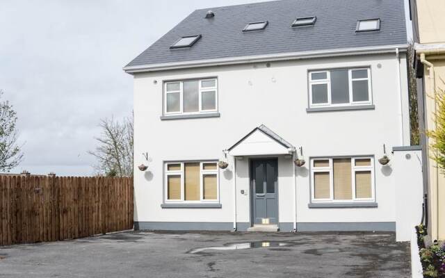 Waterlane Apartments