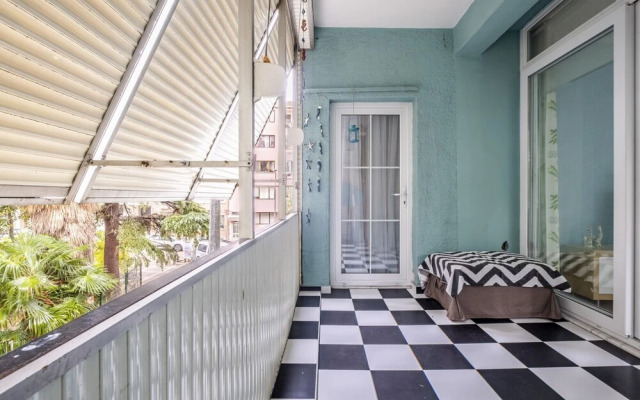 Central Flat in the Heart of Kadikoy