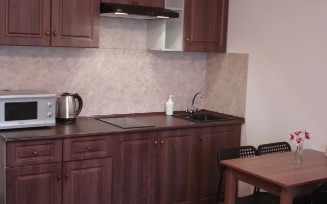 Studio near Subway