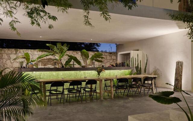 Villa in La Veleta for 16 guests