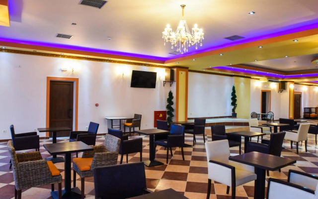 Chrysoula Hotel & Apartments