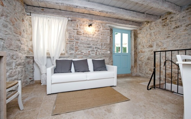 Apartments Casa Roccia Bianca