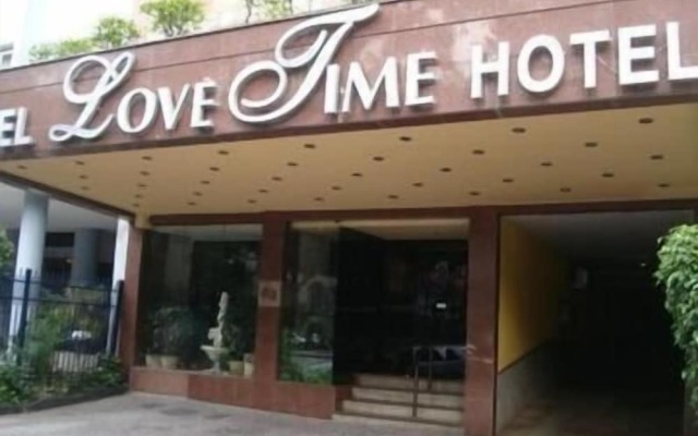 Love Time Hotel (Только для взрослых)