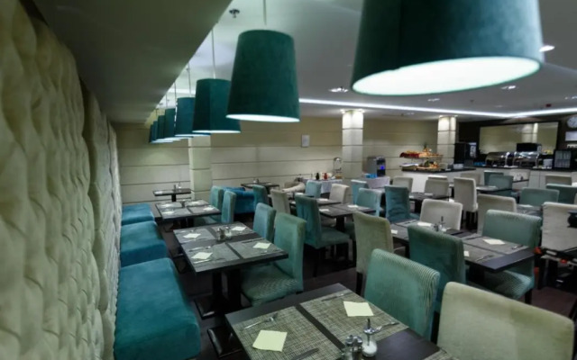 La Prima Fashion Hotel