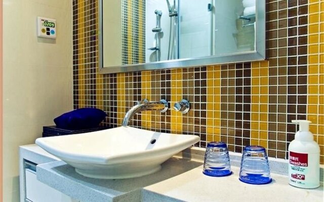 Nanjing Mingjing Holiday Department