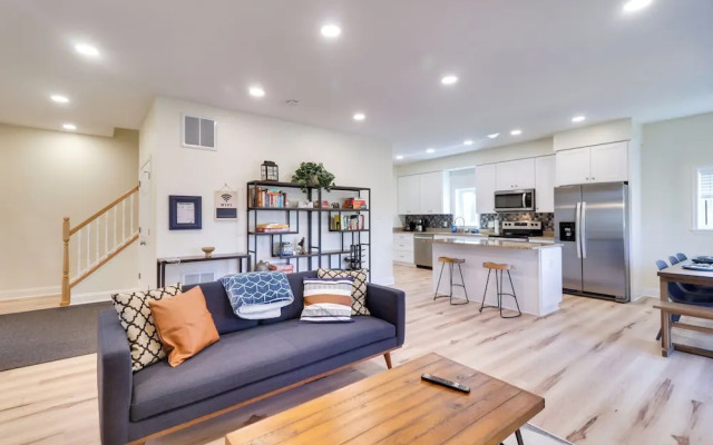 Pet-friendly Basye Vacation Rental w/ Fireplace!