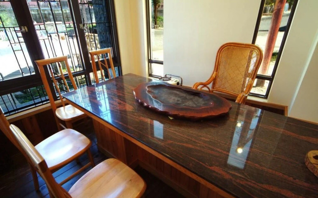 Hooja hotel