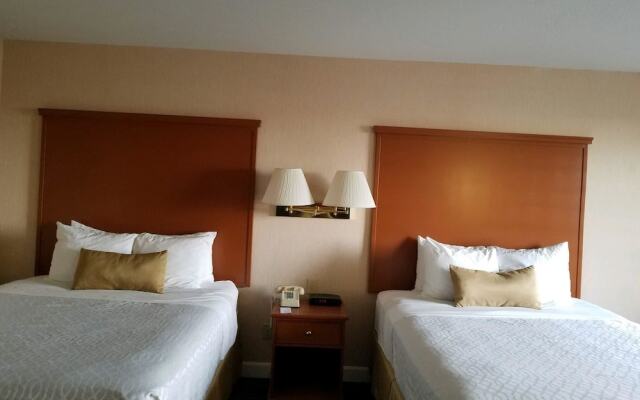 Travelodge by Wyndham Moses Lake