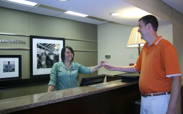 Hampton Inn Roanoke/Hollins - I-81