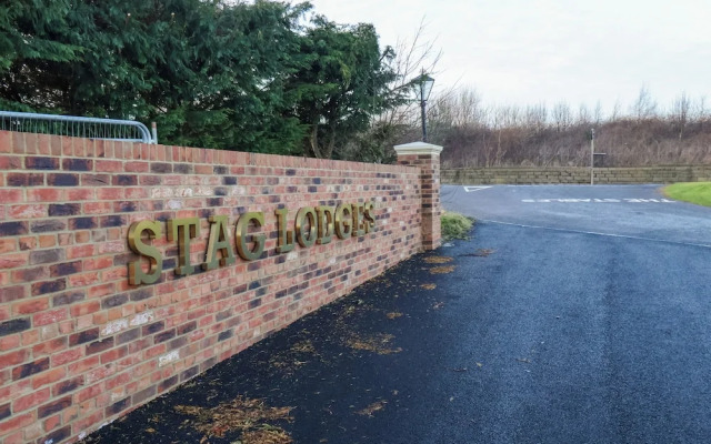 Holly Lodge
