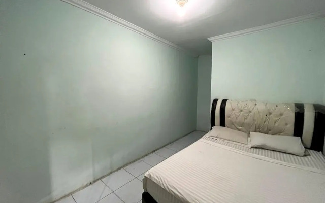 OYO 93417 Homestay Bunga Rinte Syariah Near Komp perumahan stella ressidence 2