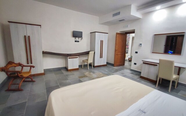 Palazzo Iaquinta - Rooms & Restaurant