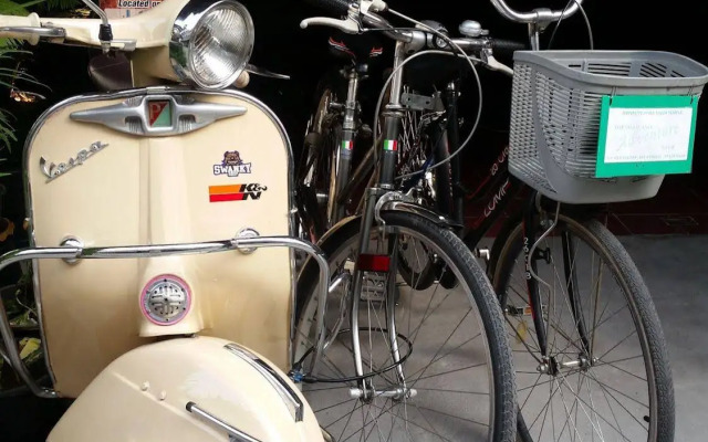 Eden Walking Street Hostel