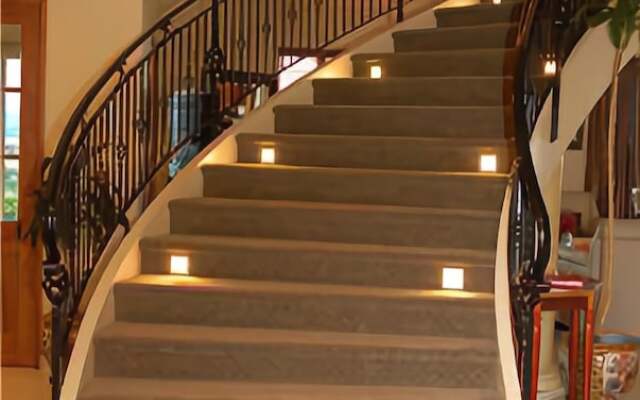 Angel Luxury Lodge