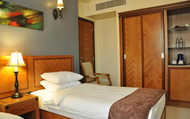 Larosa Hotel
