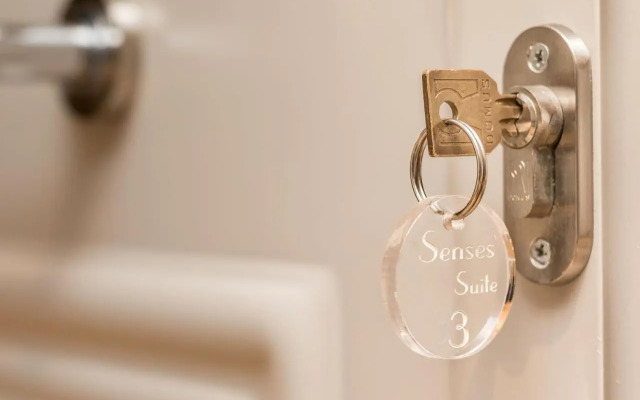 Senses Suites