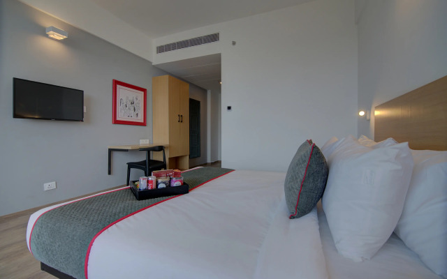 OYO 80012 Townhouse 375 Dwarka New Delhi