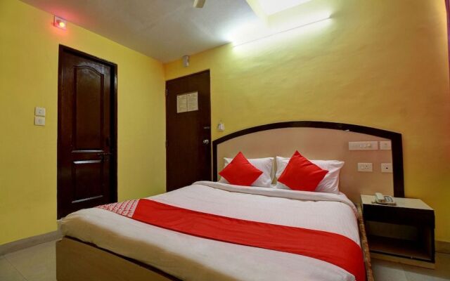 Oyo 18976 Mascot Inn