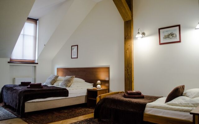 Royal Route 29 Comfort Rooms