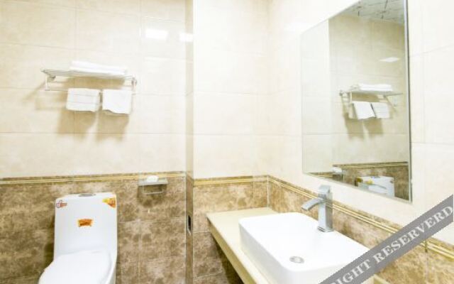 Shell Hotel(Hejian new station)