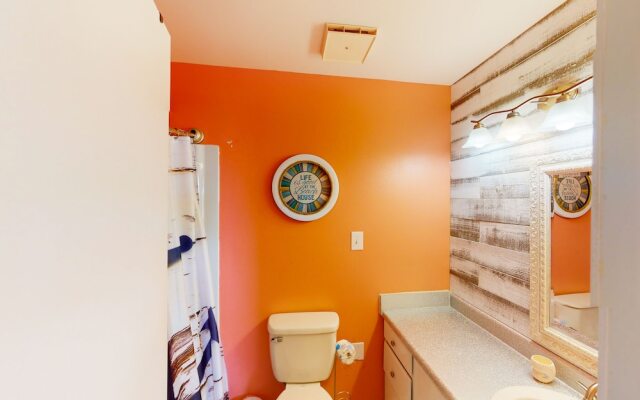 Summer House West C202