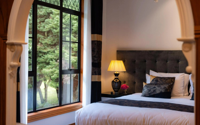 Hamurana Lodge – Guest Rooms – Hamurana
