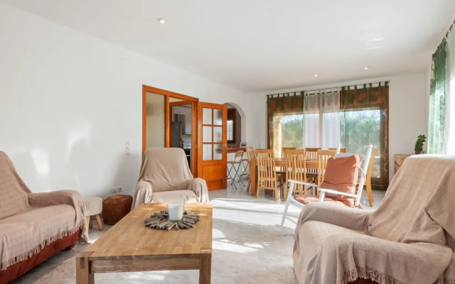 Cosy Holiday Home in Sant Pere Pescador With Private Swimming Pool - фото 5