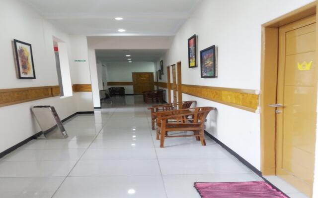 Saung Balibu Hotel