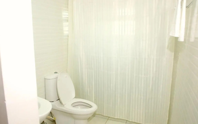 OYO 12459 SilverKey Gachibowli