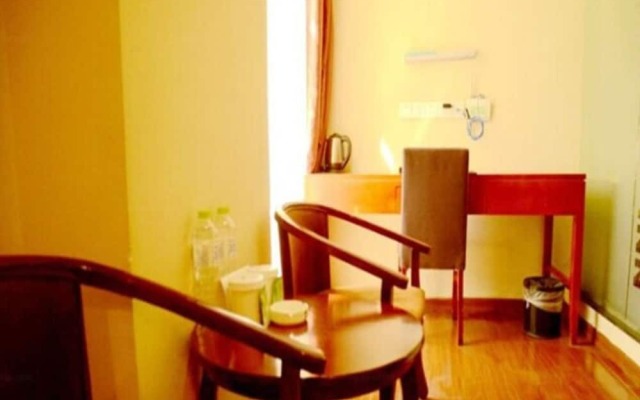 GreenTree Inn  Zhenjiang Dashikou Express Hotel