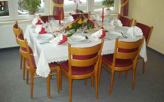 Hotel & Gasthaus Zur Linde